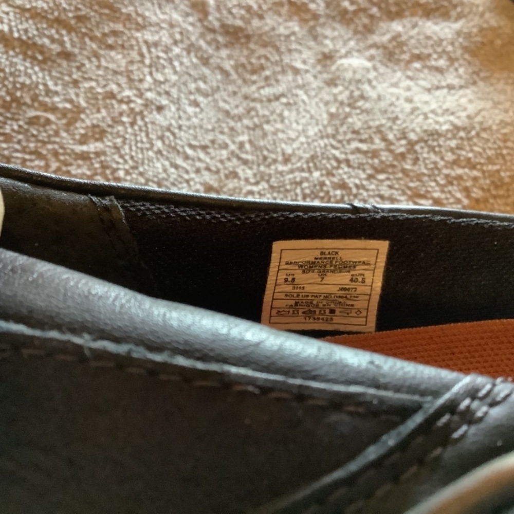 Merrell walking shoe - Picture 3 of 4